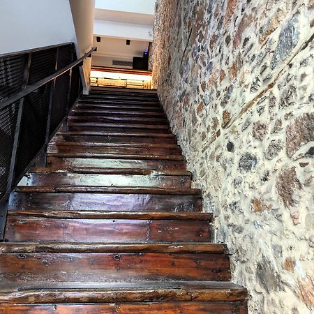 Issa Lesvos Hostel Mytilene Luaran gambar