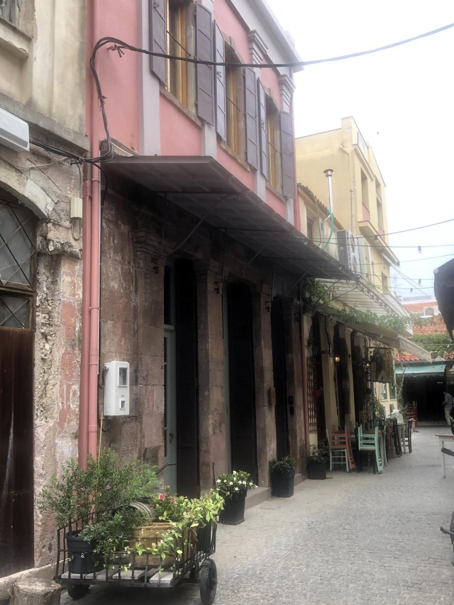 Issa Lesvos Hostel Mytilene Luaran gambar